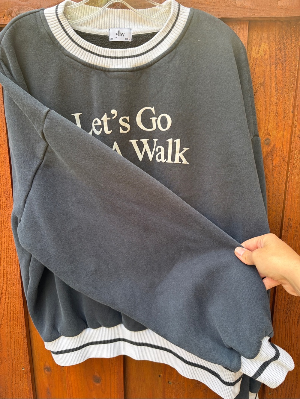 Yllw sweatshirt - Picture 5 of 6